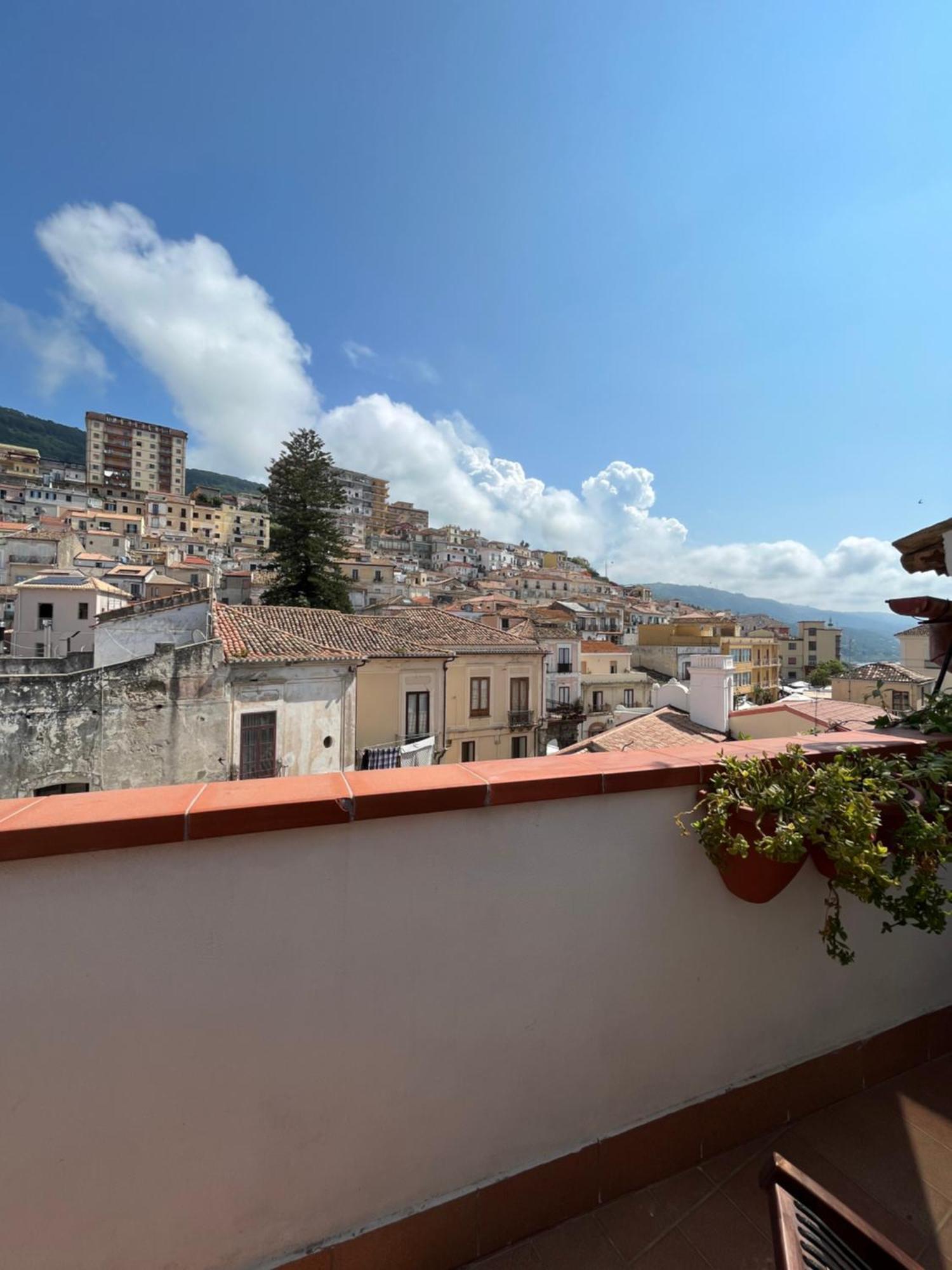 Pizzo Central House Kamer foto